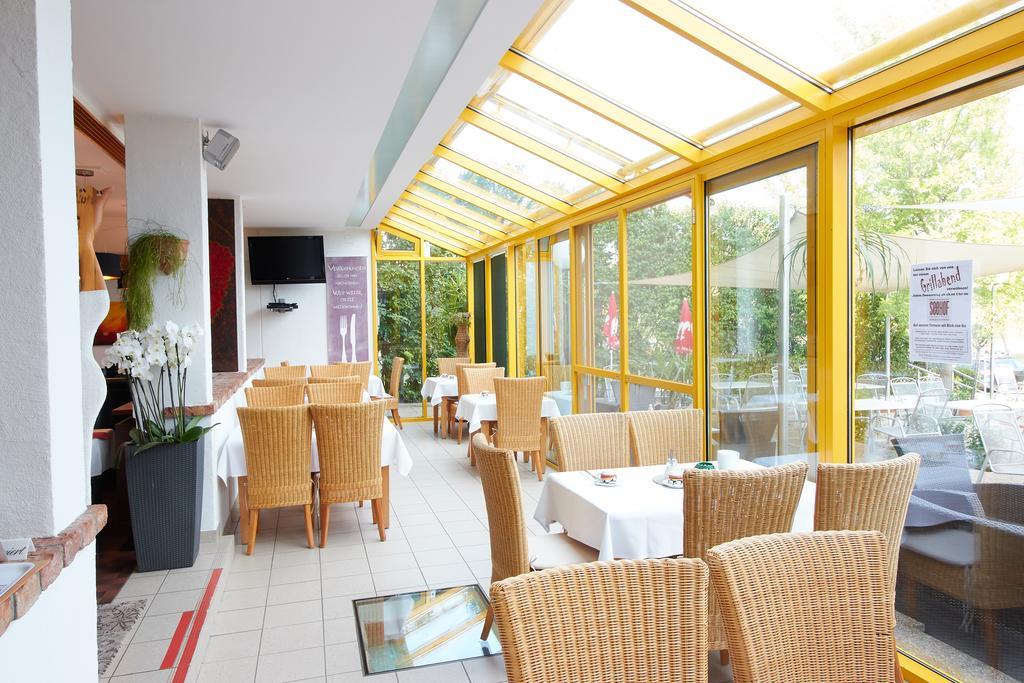 Hotel & Restaurant Seehof โพเดอร์สดอร์ฟ อัม ซี ภายนอก รูปภาพ