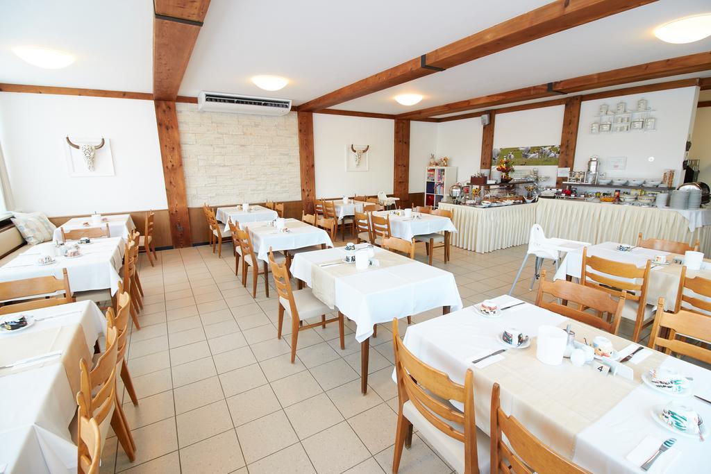 Hotel & Restaurant Seehof โพเดอร์สดอร์ฟ อัม ซี ภายนอก รูปภาพ